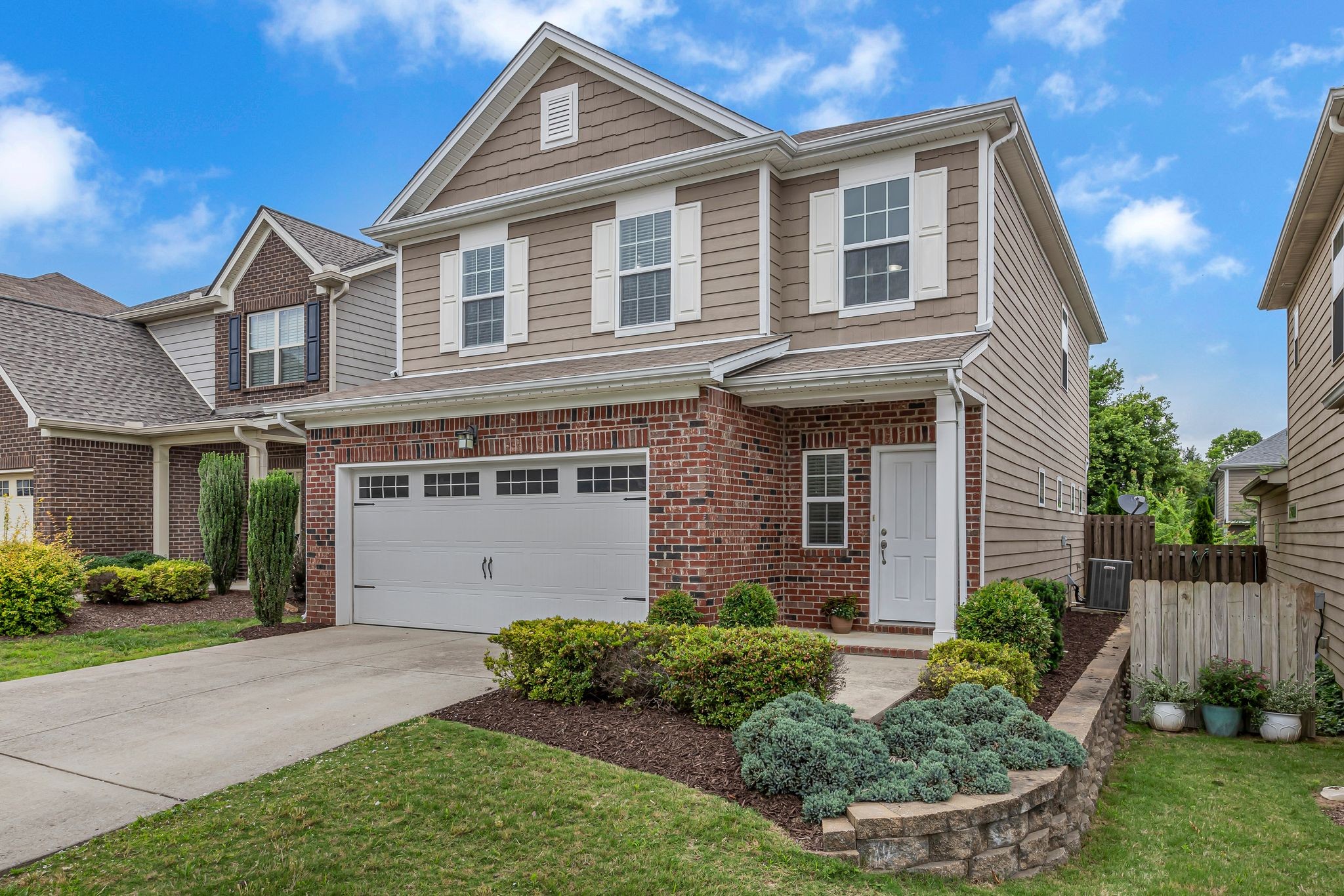 1039 Hemlock Drive